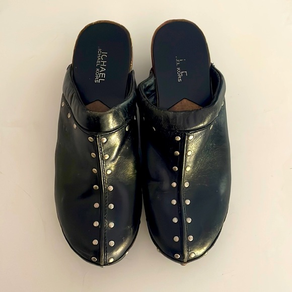 Worn in Vintage Michael Kors clogs back at hottest fall 2023 trends - Picture 1 of 6